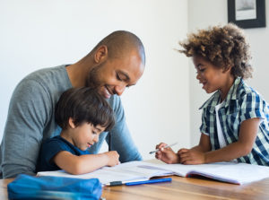 Cómo Conti Moore Law Divorce Lawyers, PLLC Puede Ayudarle Con Su Caso de Custodia de Menores